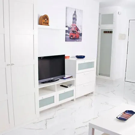 Estudio Carihuela - Nucleo Cristal * Torremolinos